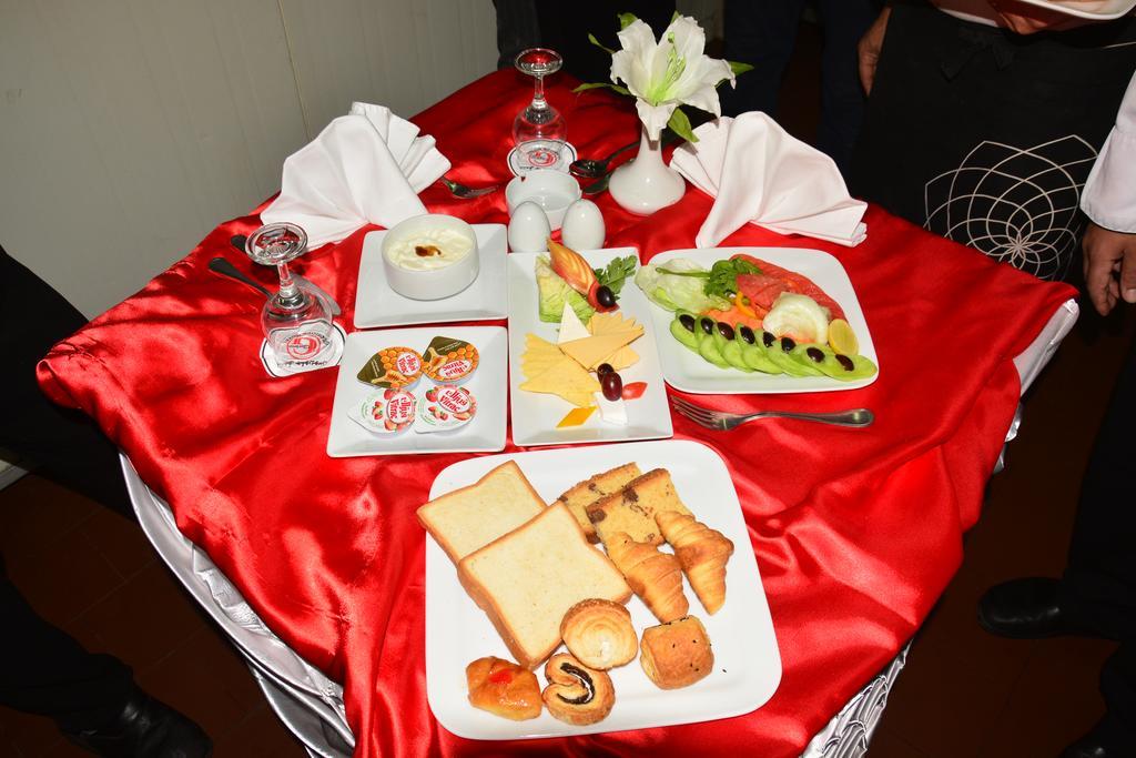 Jewel Glorious Hotel Kaherah Luaran gambar